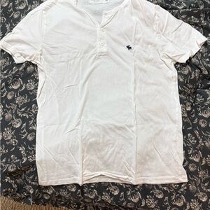Abercrombie & Fitch White Short Sleeve Henley